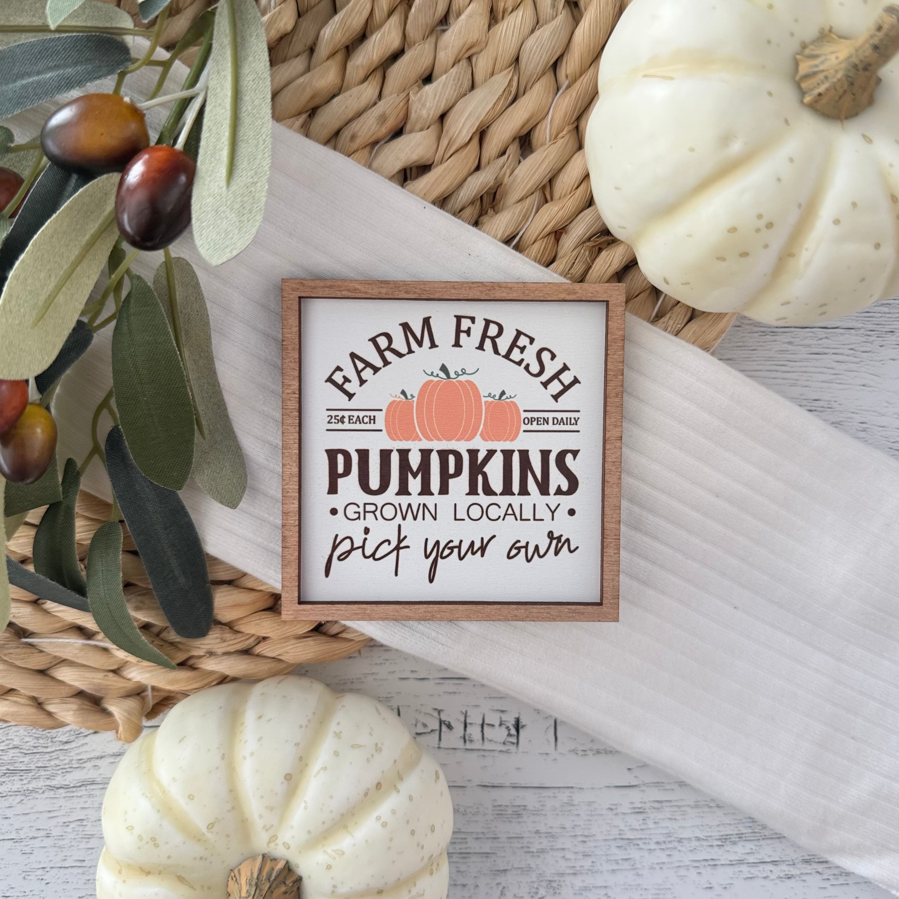 Mini Framed Fall Sign | Farm Fresh Pumpkins