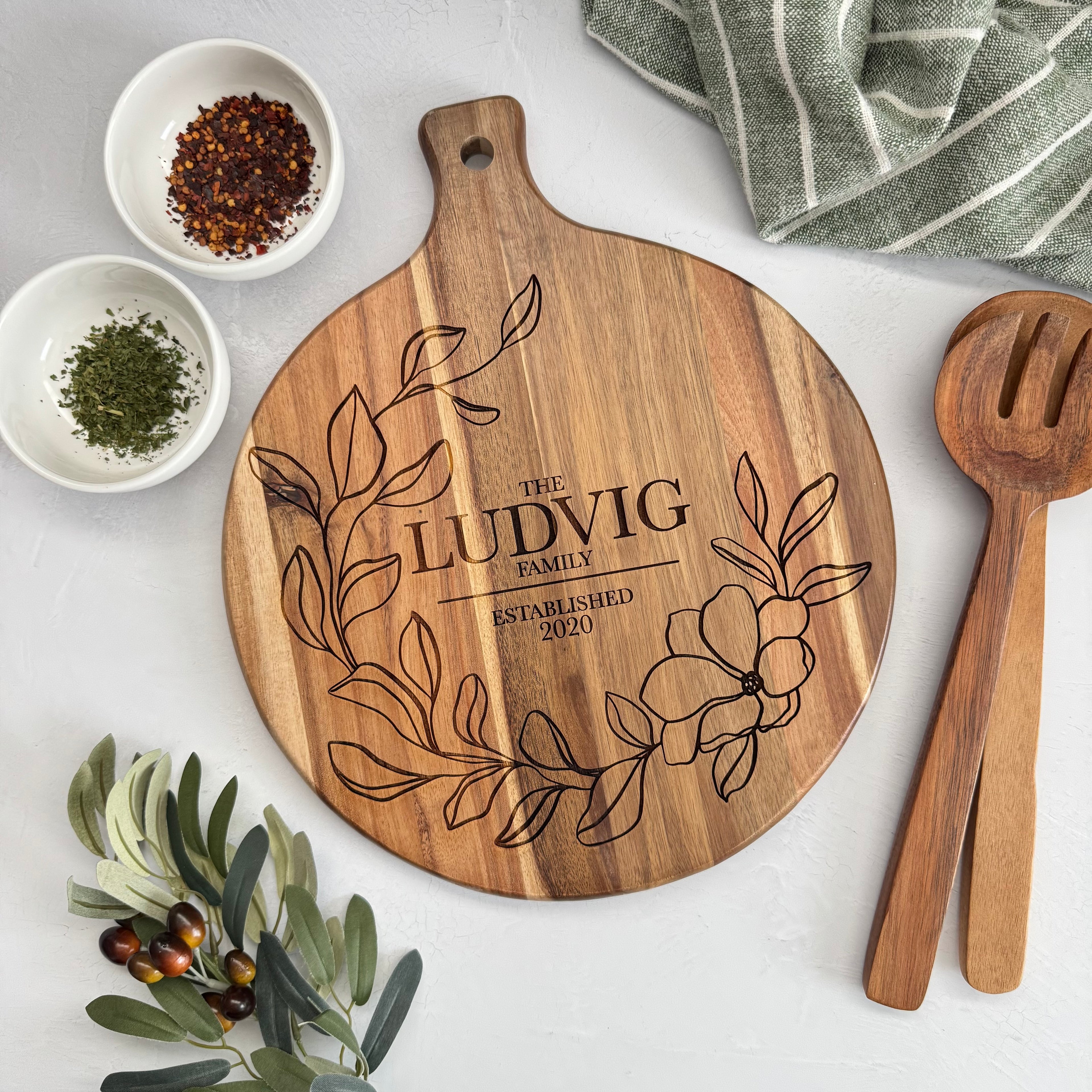 Personalized Monogramed Round Cutting Board