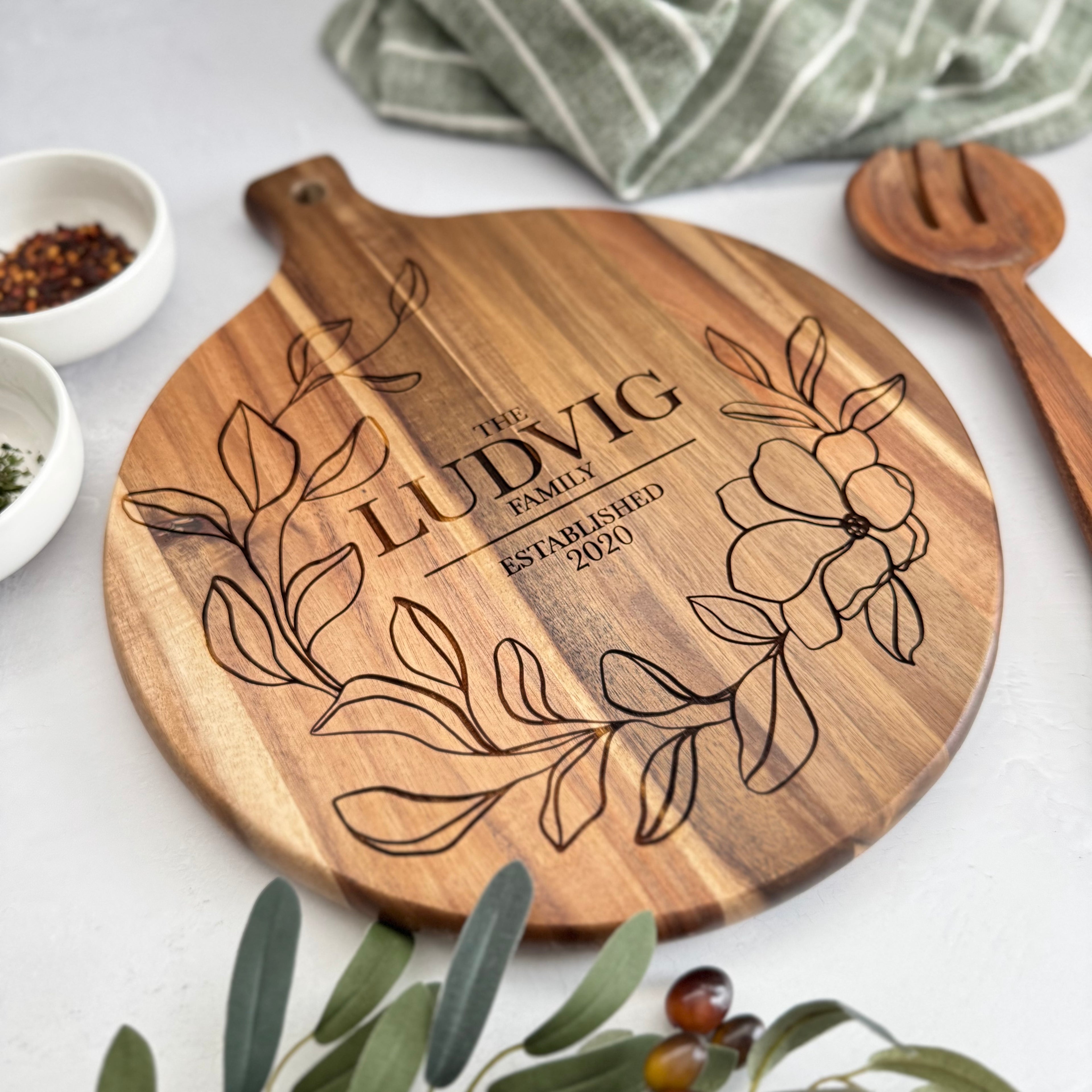 Personalized Monogramed Round Cutting Board