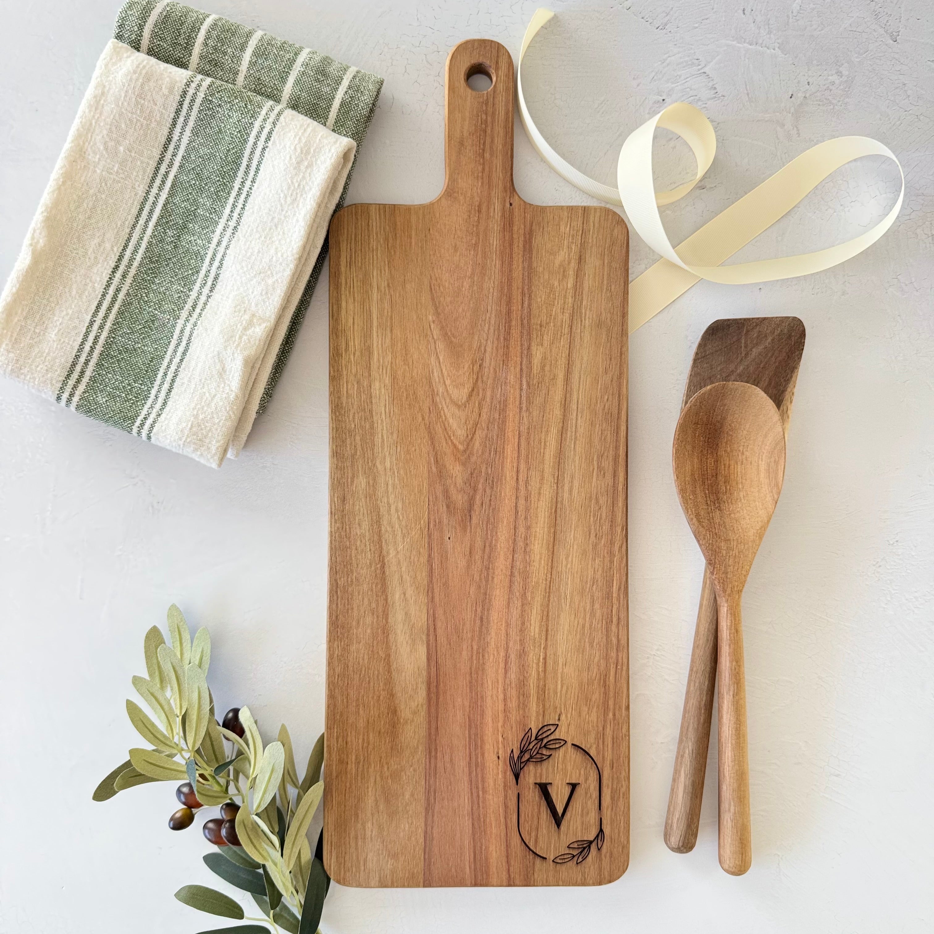 Personalized Monogram Acacia Cutting Board Gift Set Bundle