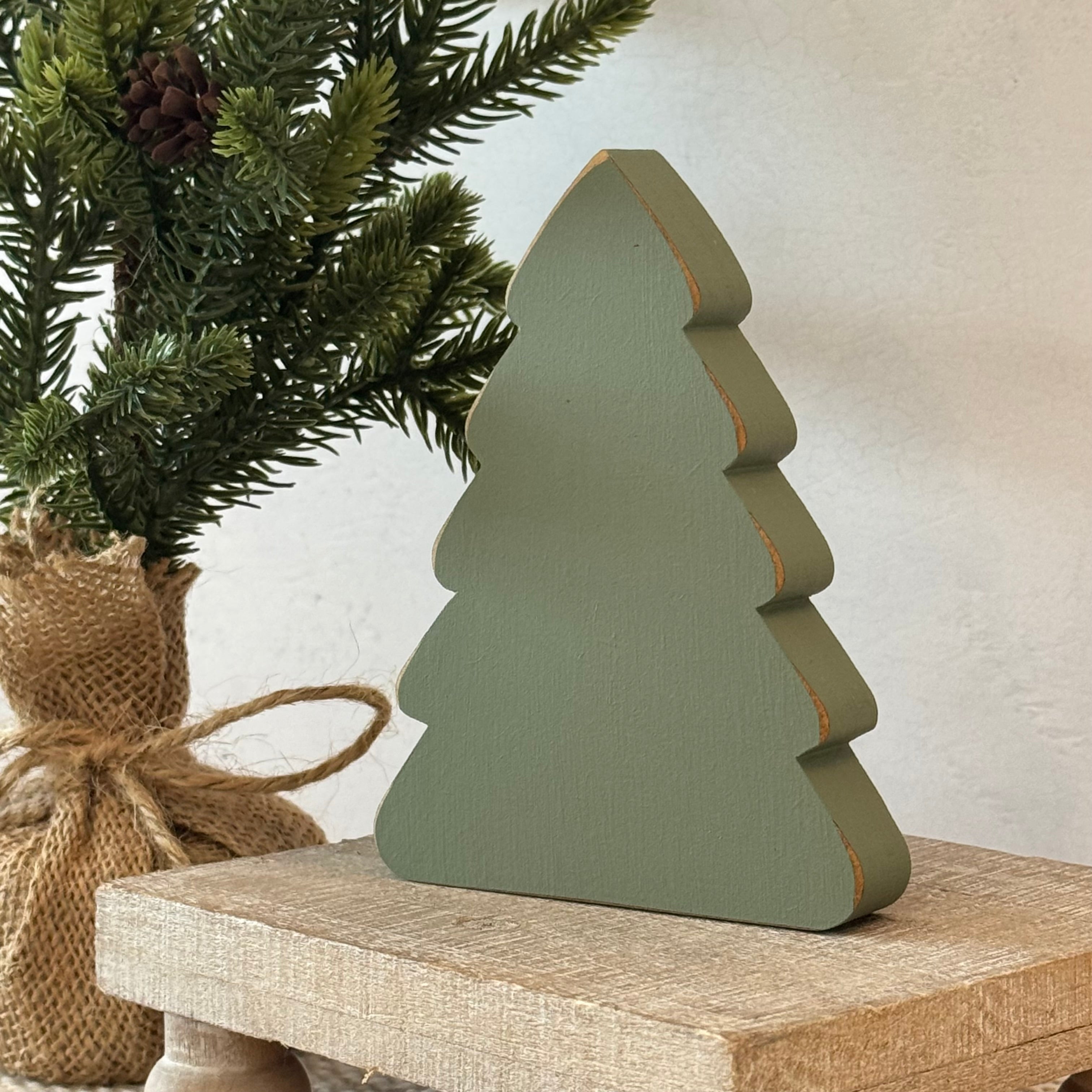 Christmas Tree Shelf Sitter