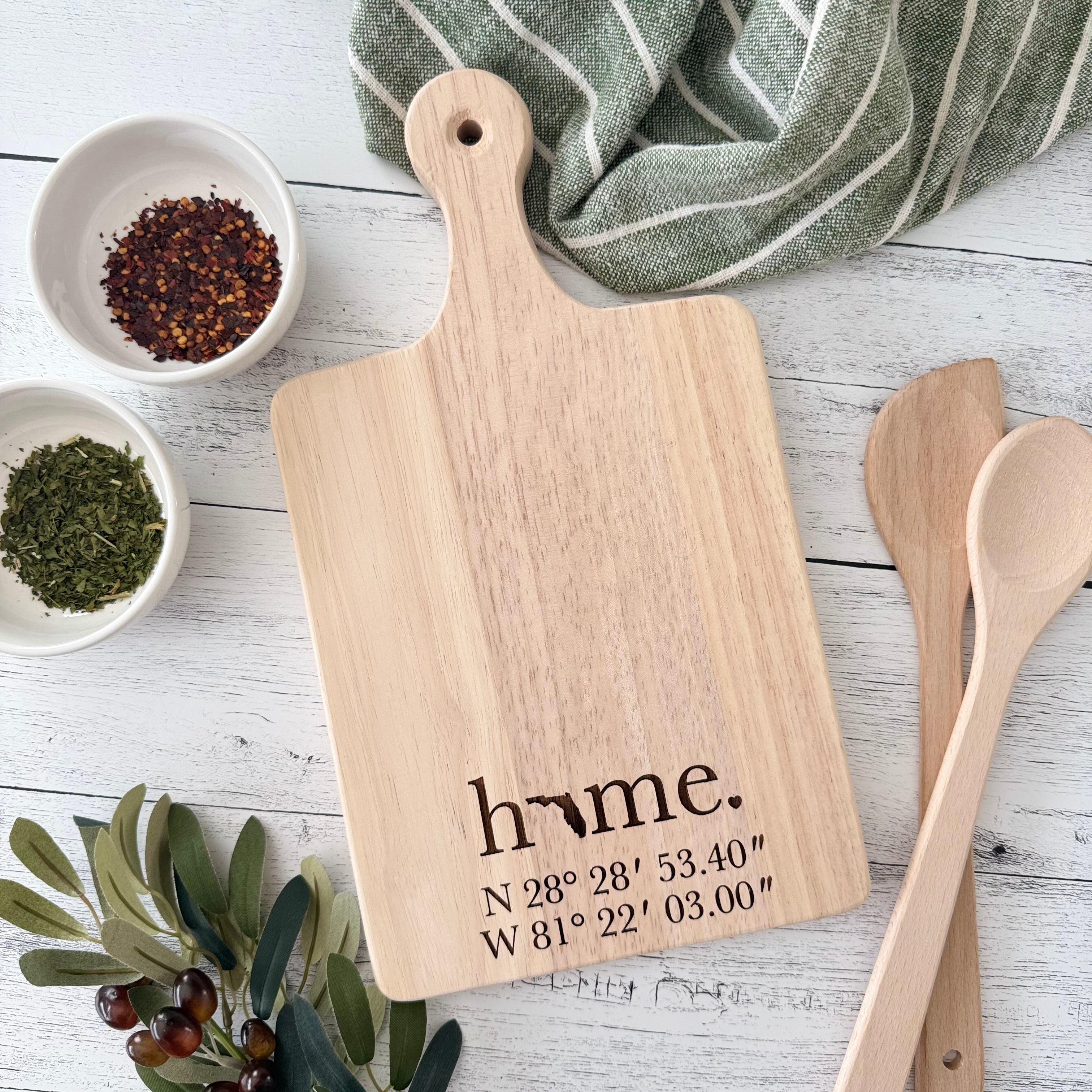 Personalized Home State with Latitude and Longitude Coordinates Cutting Board