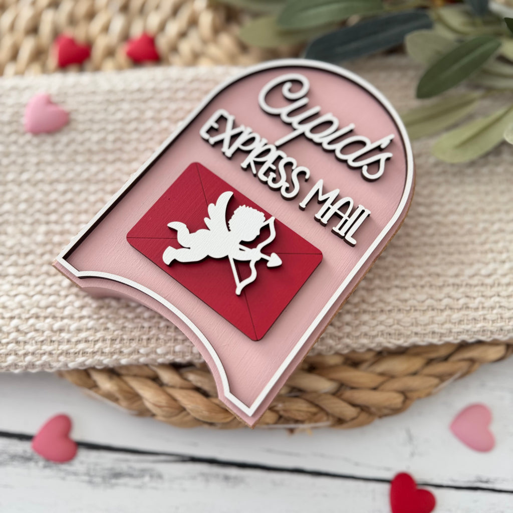 Cupid’s Express Mail Shelf Sitter