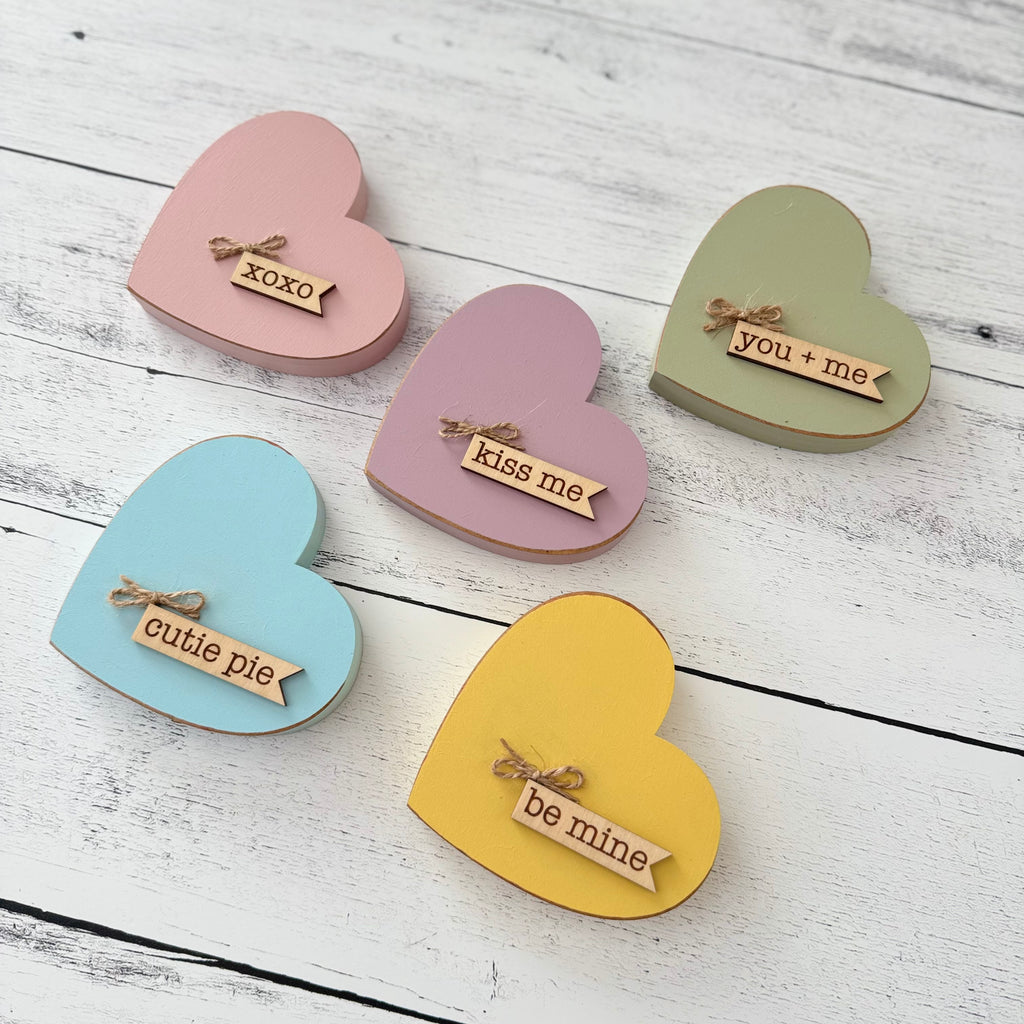 Chunky Wooden Conversation Heart Shelf Sitter