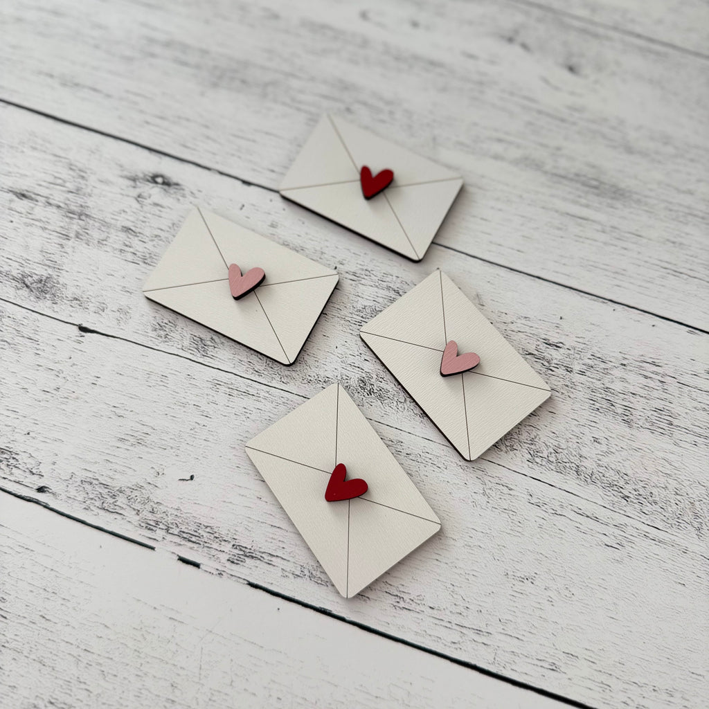Mini Valentine Envelopes Decor