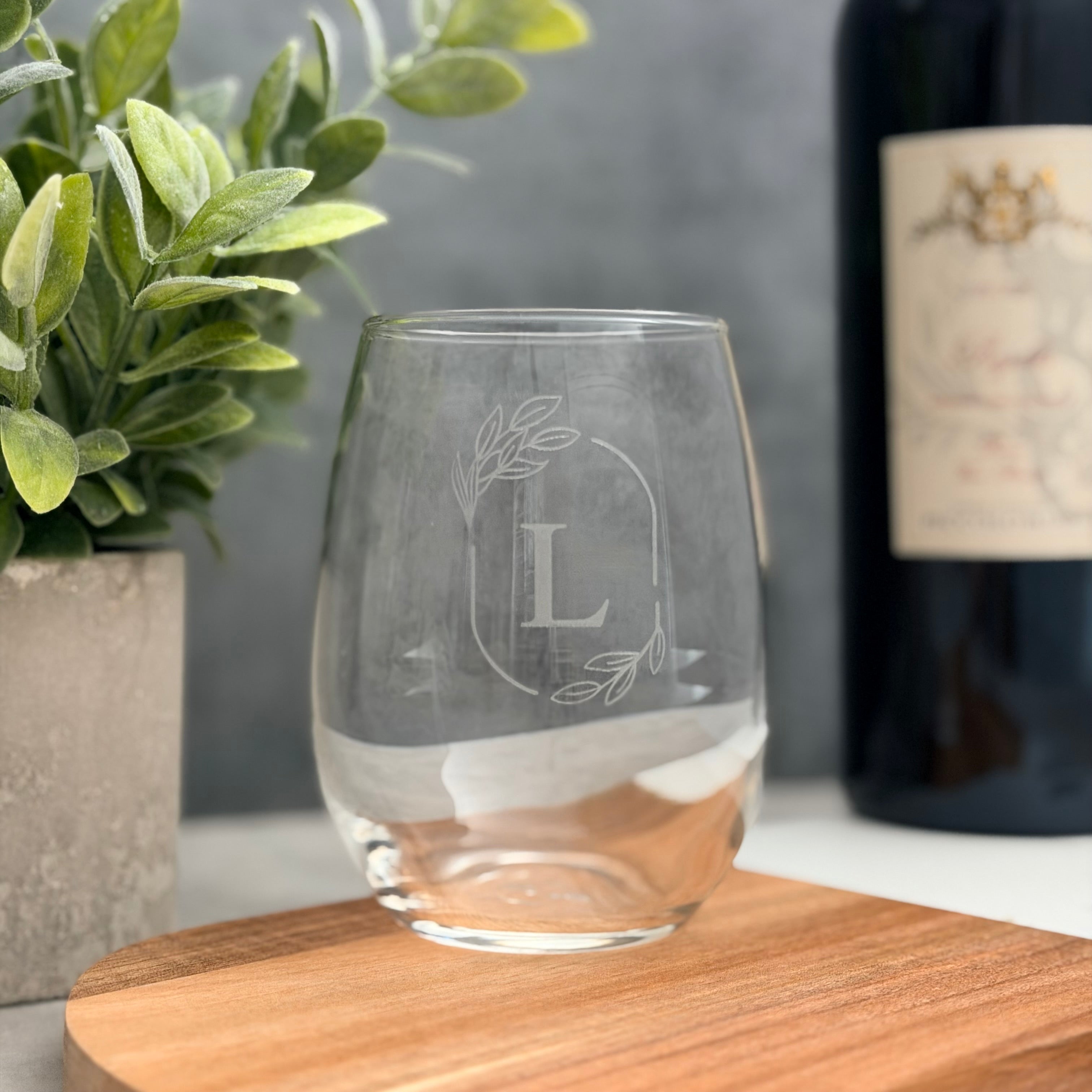 Personalized Engraved Stemless Wine Glass | Custom Initial