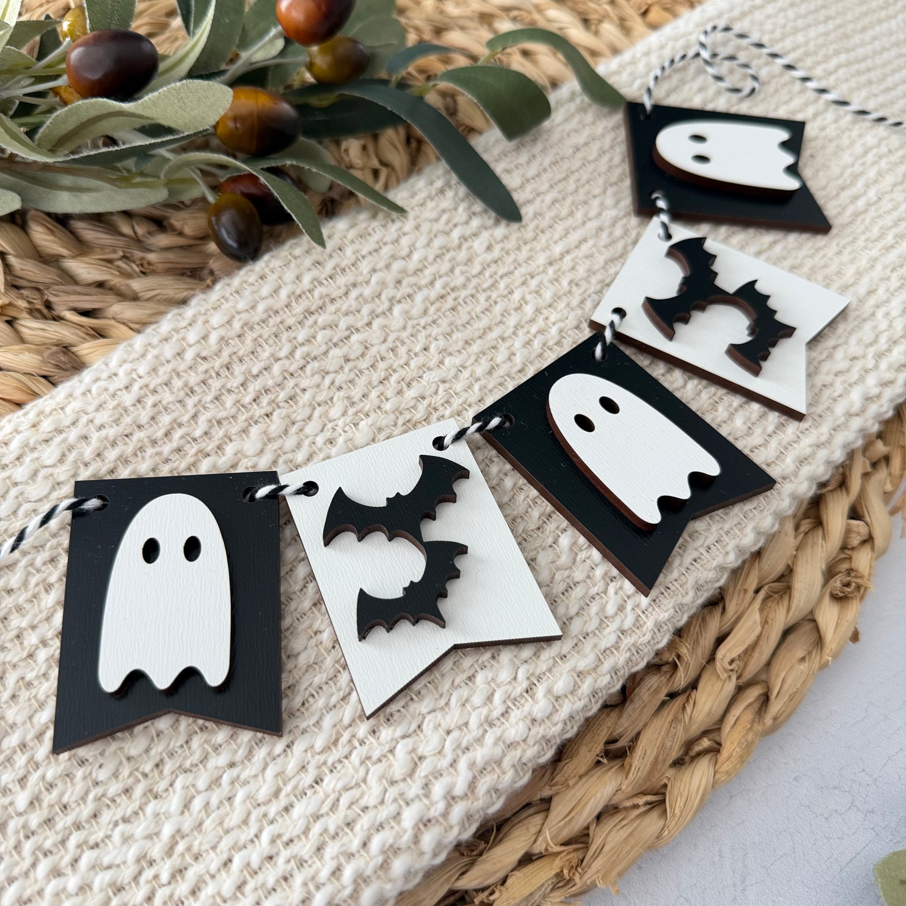 Ghosts & Bats Mini Tiered Tray Banner