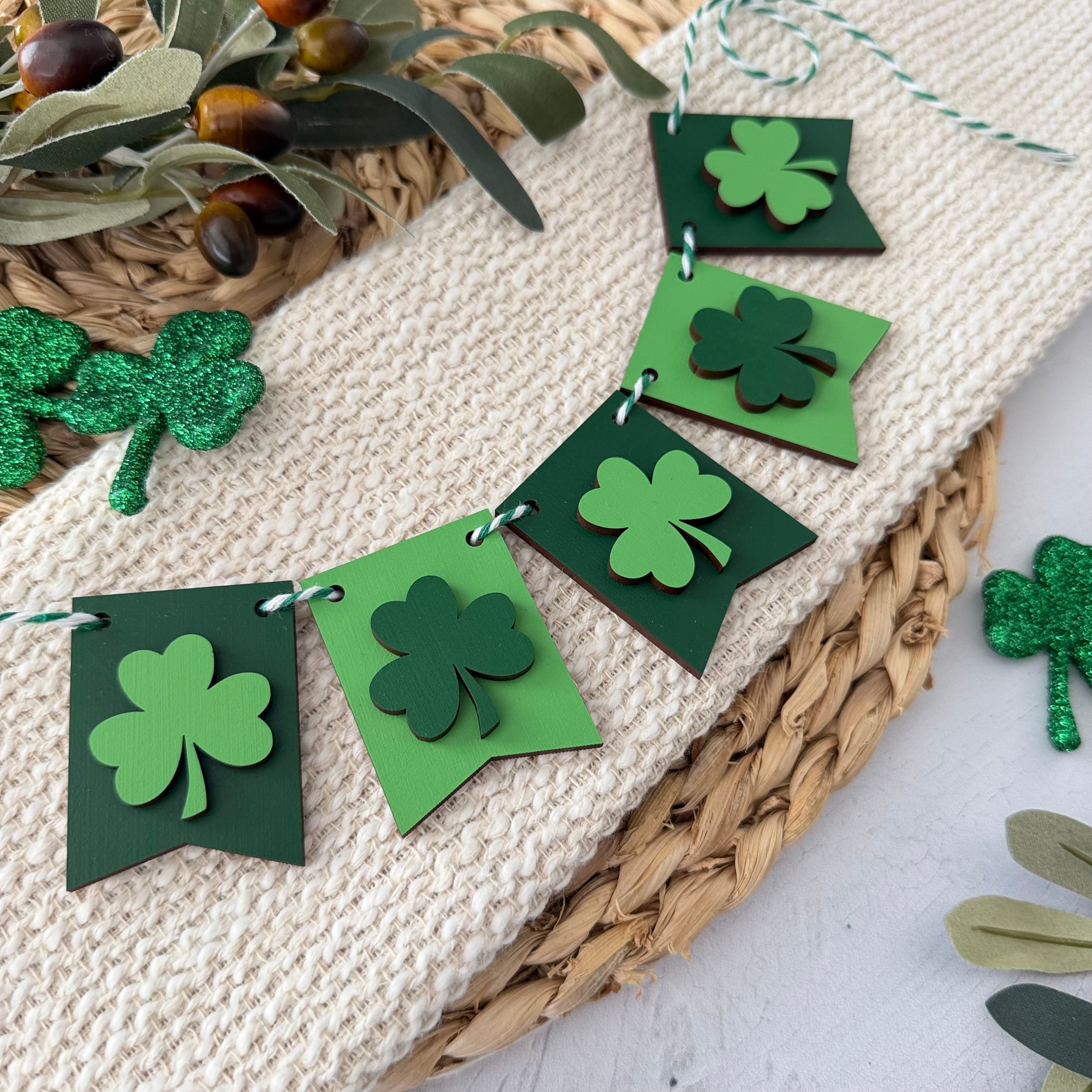 Shamrock Mini Tiered Tray Banner