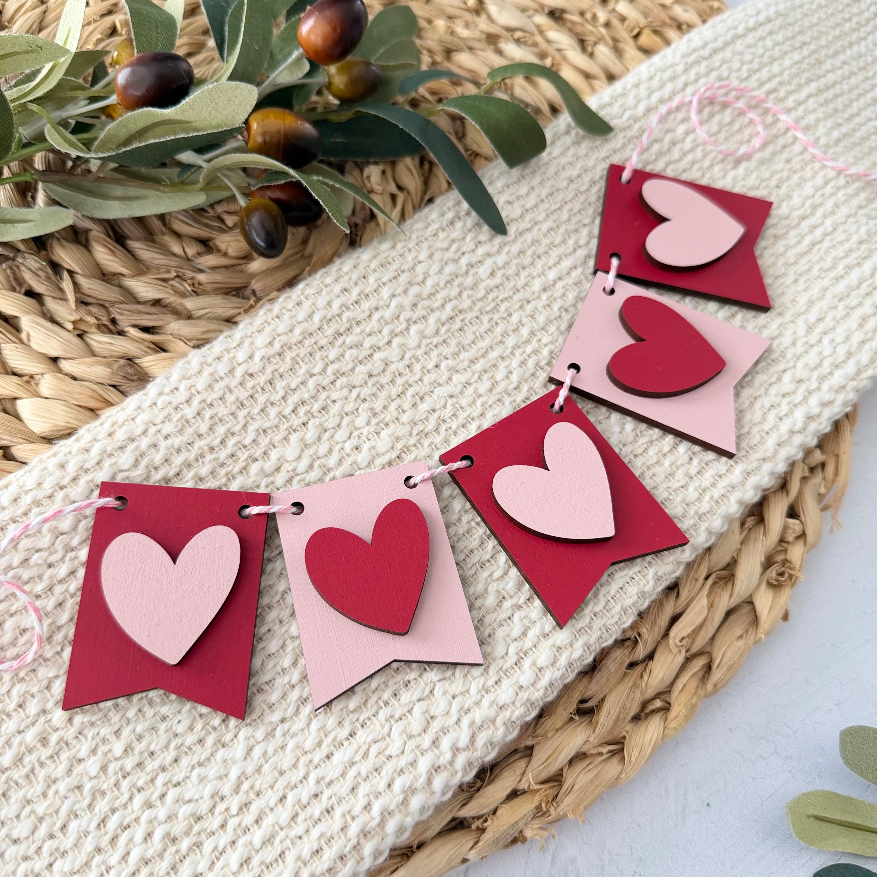 Valentine Hearts Mini Tiered Tray Banner