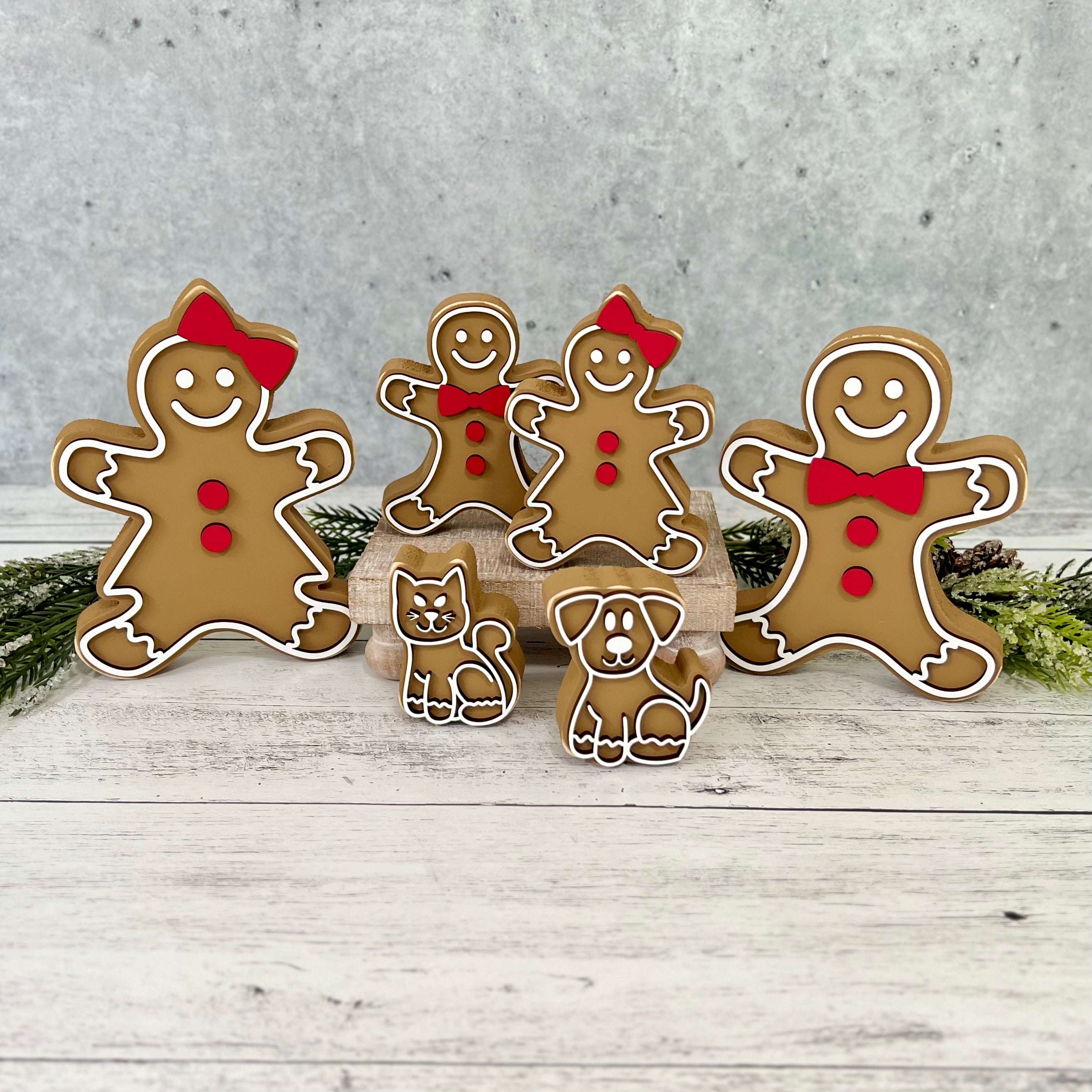 Chunky Wooden Gingerbread Family Shelf Sitter