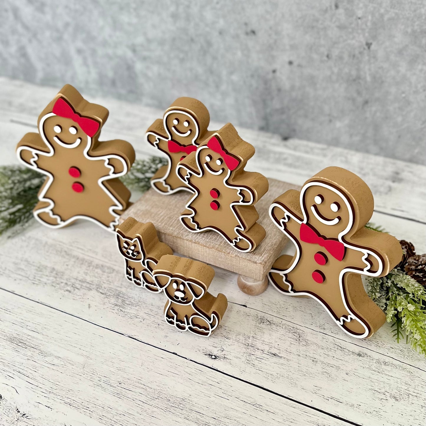 Chunky Wooden Gingerbread Family Shelf Sitter