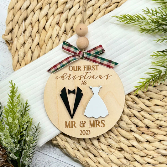 Mr & Mrs Christmas Tree Ornament | Newlywed Christmas Ornament