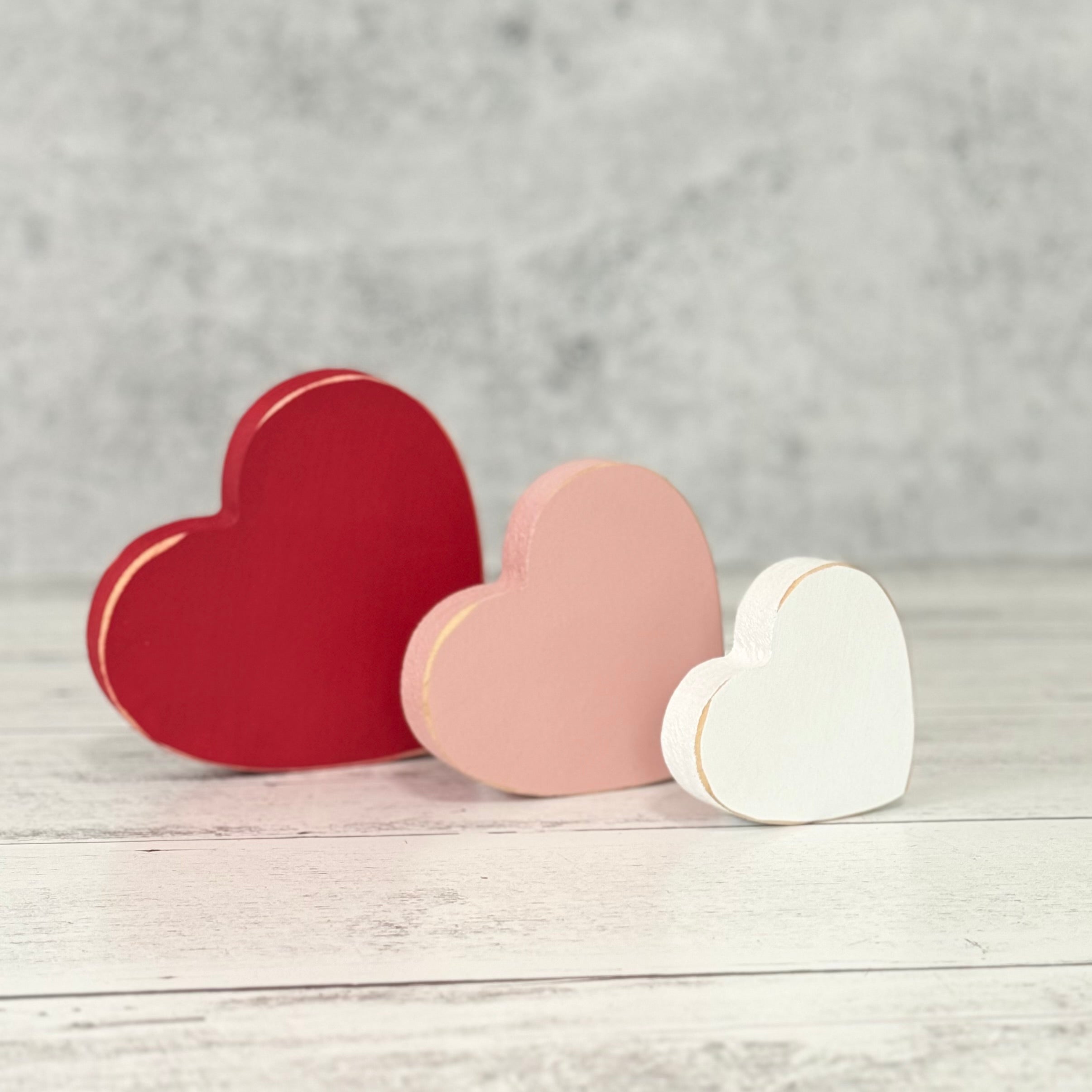 Chunky Wood Heart Shelf Sitter