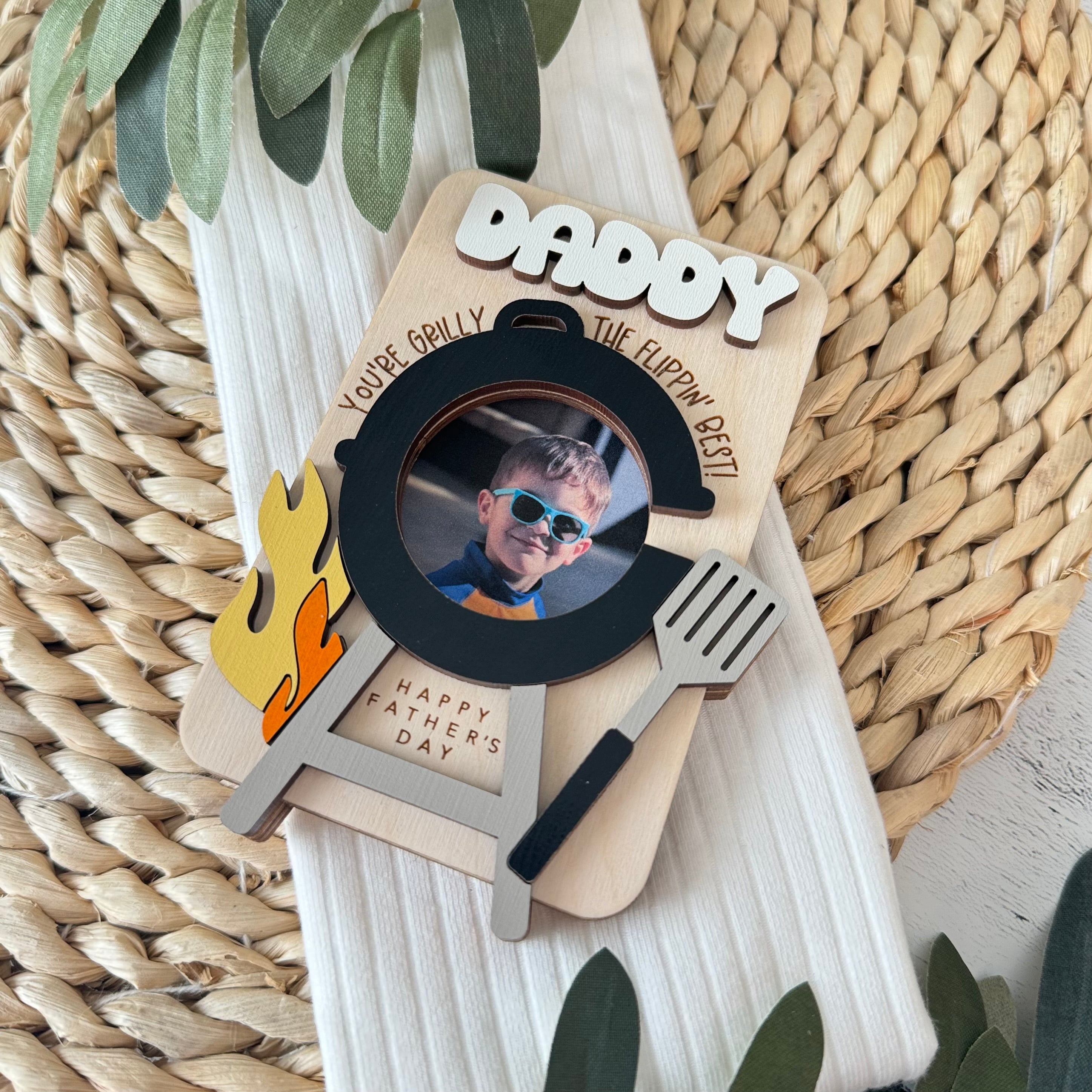Father's Day Wooden Photo Frame | Magnetic Photo Frame | Visor Clip | BBQ Grill