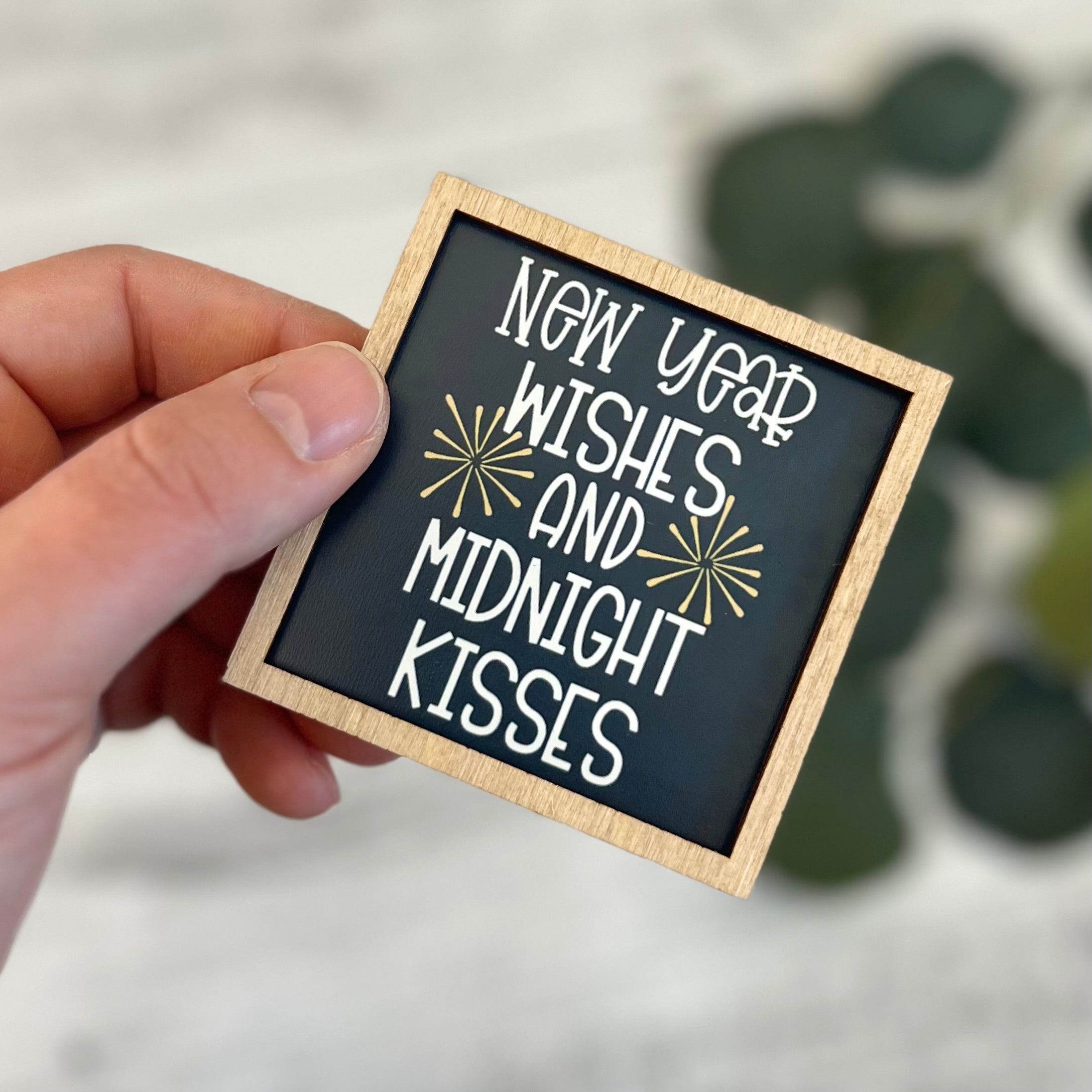 Mini Framed New Years Sign | New Year Wishes Midnight Kisses