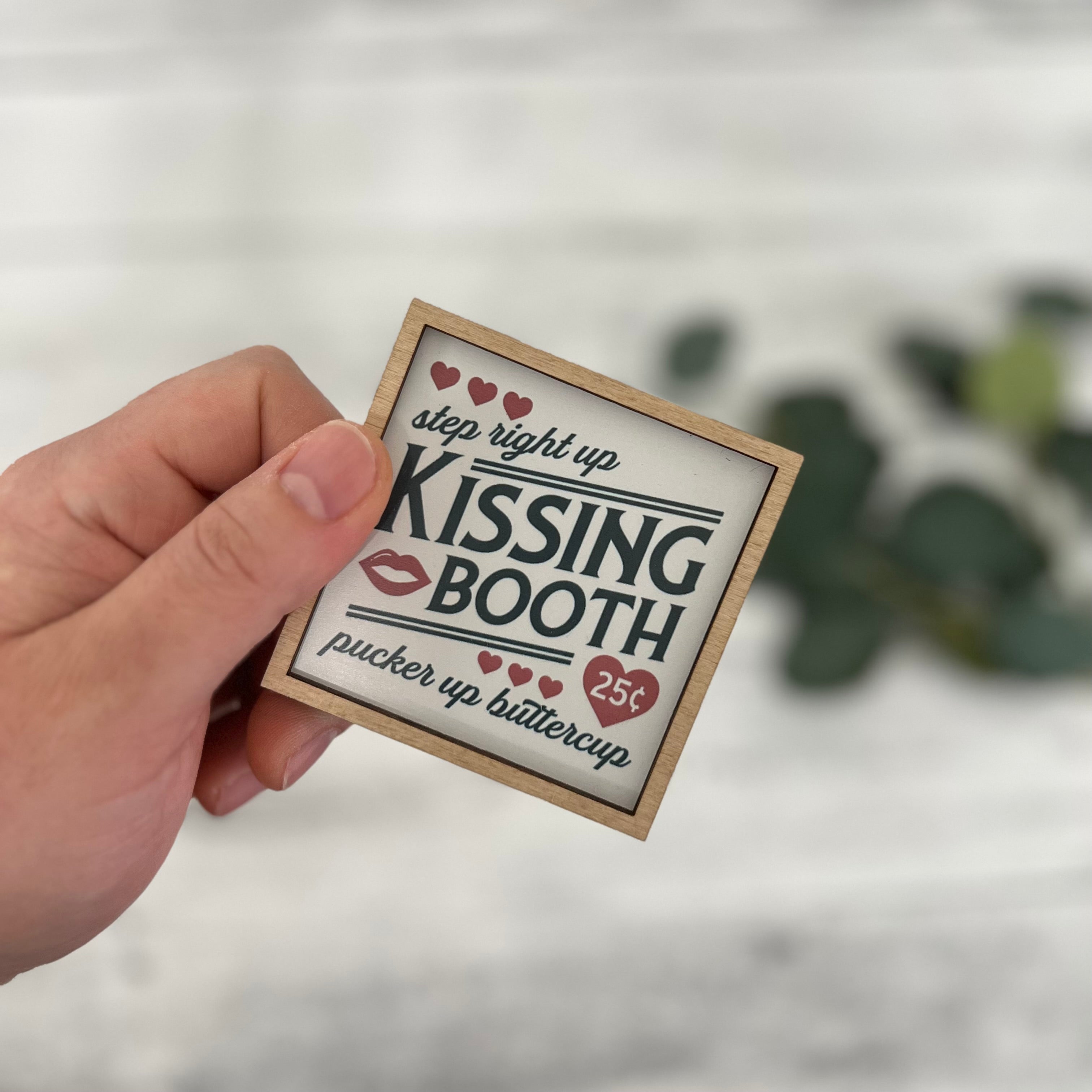 Mini Framed Valentine's Day Sign | Kissing Booth Sign